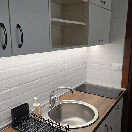 Sanjar Apartment *
